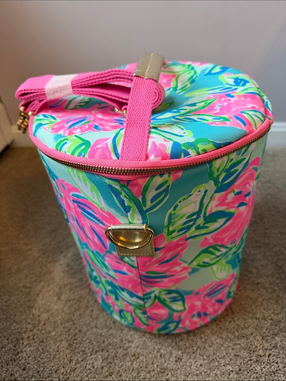 NWOT Lilly Pulitzer Insulated Soft Beach Cooler Totally Blossom - Picture 7 of 11